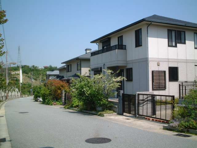 道幅は広く、整っている。