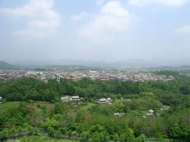 周囲を緑に囲まれた『清和台』