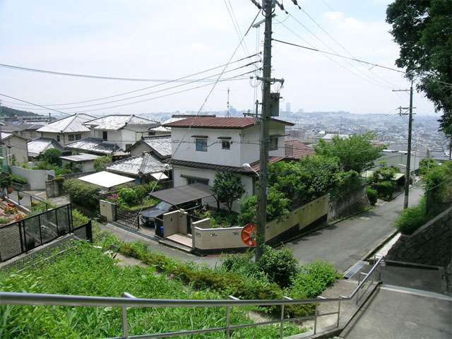 高台にある為、街の各所から眺望が取れます。