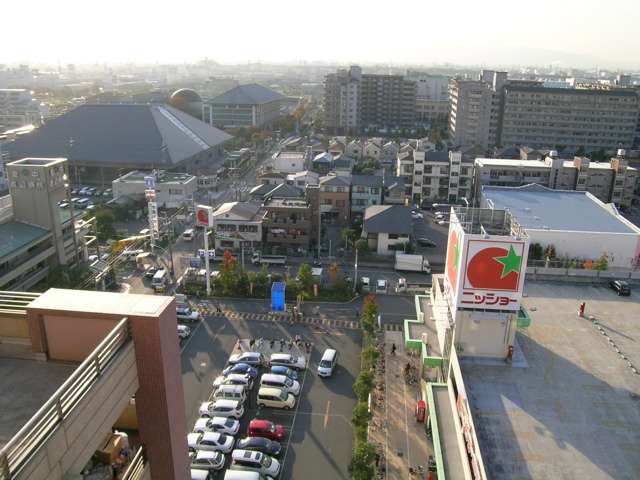 『服部豊町2丁目』周辺。商業施設や公共施設などが近い距離に揃った生活便の良い住環境です。