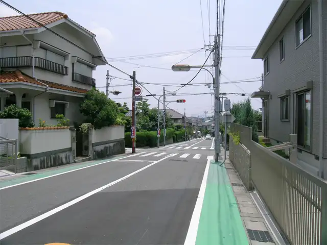 一戸建てが中心に建ち並ぶ『千里山西5丁目』周辺