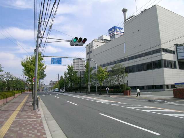 府道14号線沿いにある『アサヒビールの工場』。アサヒビール発祥の地で、100年以上の歴史があります。