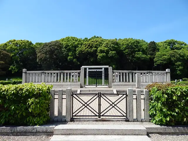 『太田茶臼山古墳』は、太田にある全長約226mの前方後円墳です。