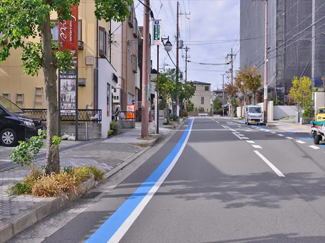 JR摂津富田駅に北側に位置し、JR摂津富田駅、阪急富田駅徒歩圏内のエリアです。