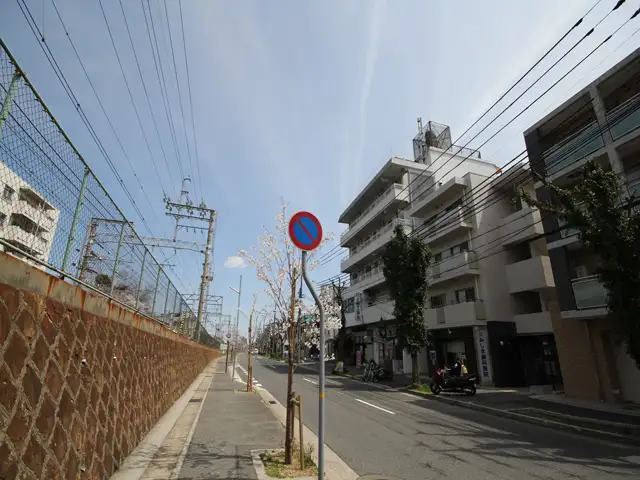 「楠丘町」周辺。すぐ北側を阪急神戸線が走っています。