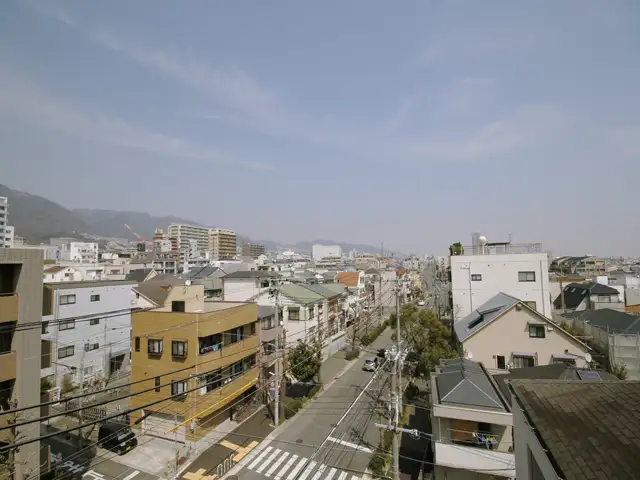 『大内通4丁目』周辺。この辺りは阪急、JR、阪神の間隔が短く、複数沿線が使えます。