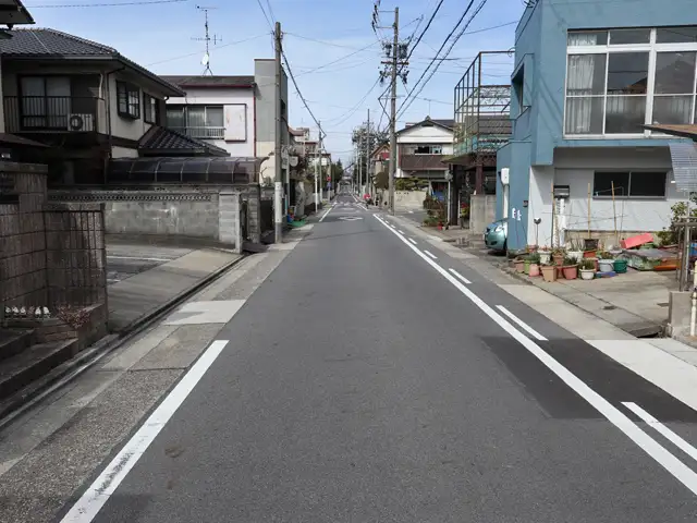 南西部の赤坂町は『上野天満宮』があり、その周囲は一戸建てが中心の閑静な住宅地が広がっています