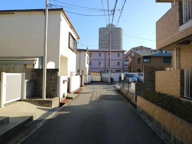 地勢は平坦で、自転車での移動もらくです。