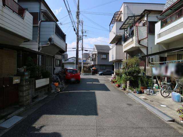 一部道幅の狭い場所がありますが、全体的に平坦な地勢。