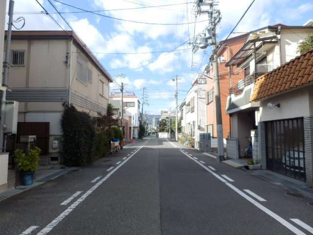 地勢は平坦で、自転車の移動が容易です。
