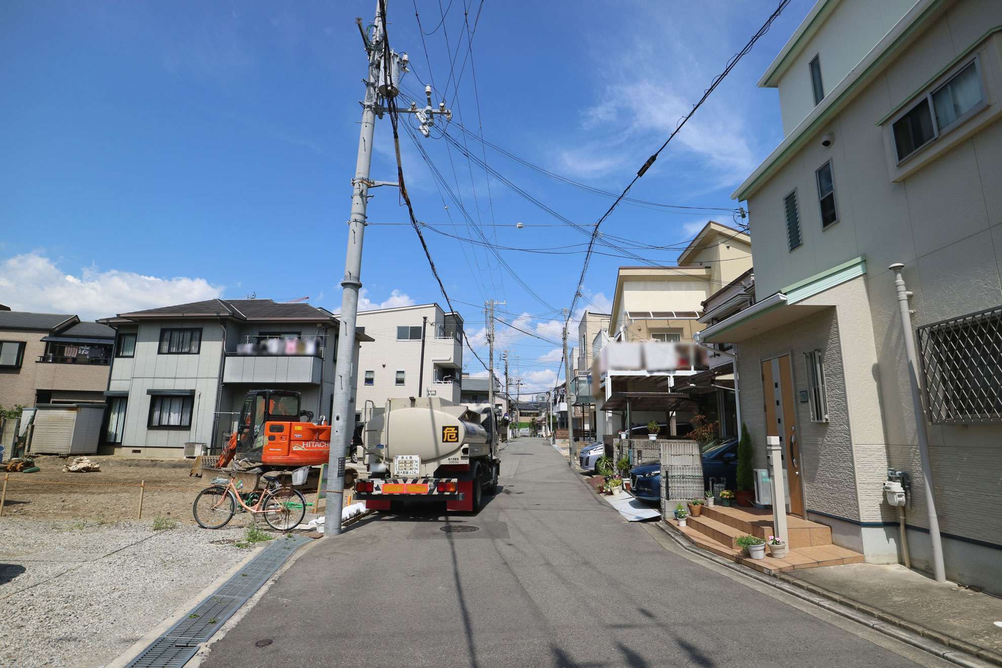 一戸建てが中心に立ち並ぶエリア。