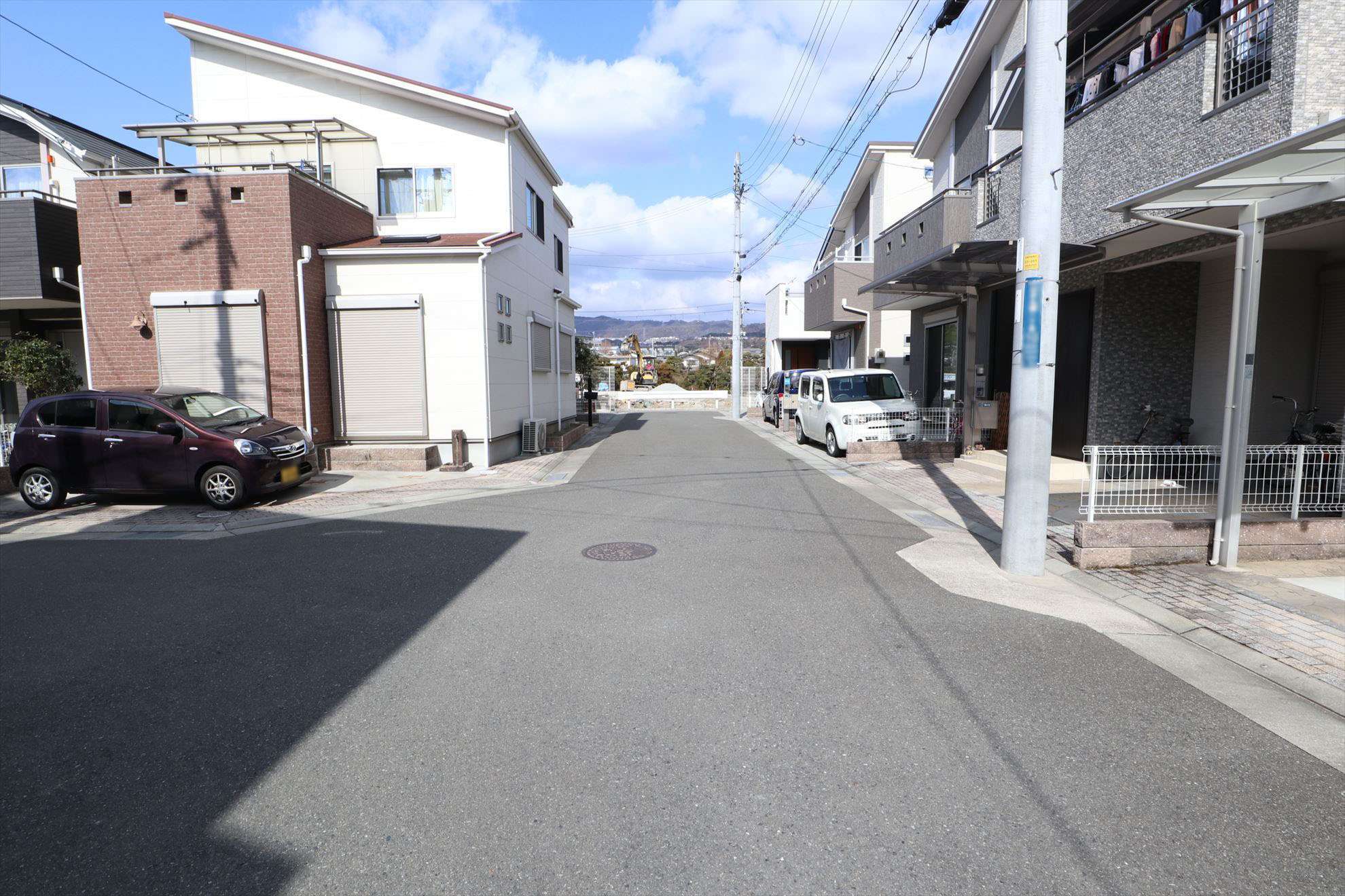 比較的新しい一戸建てが立ち並ぶエリアです。