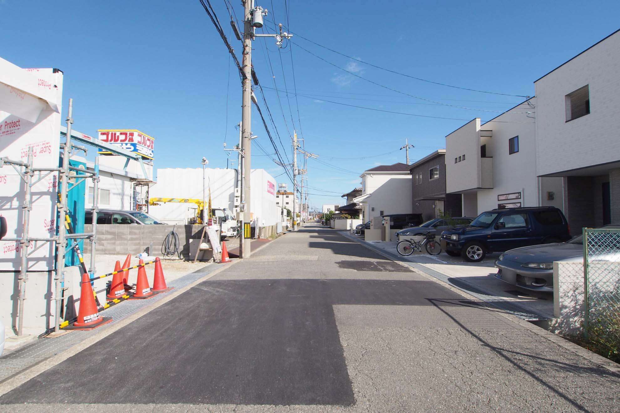 区画の整った街並み。