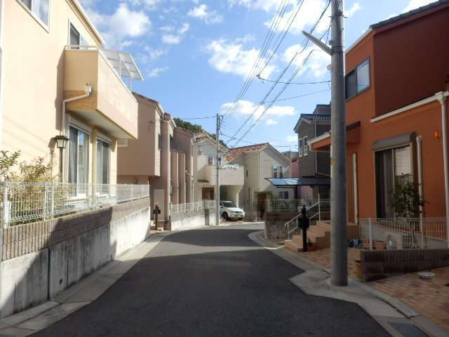 一戸建てが立ち並ぶエリアです。