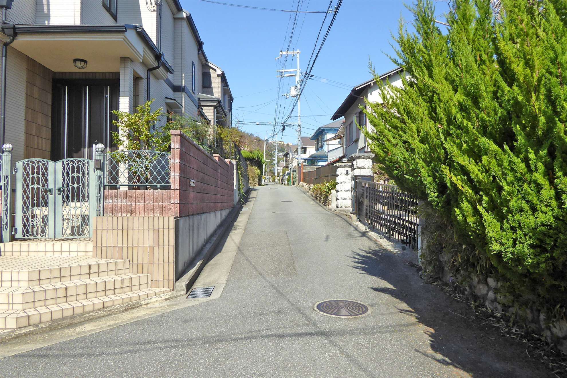 緩やかな上り坂になっています。