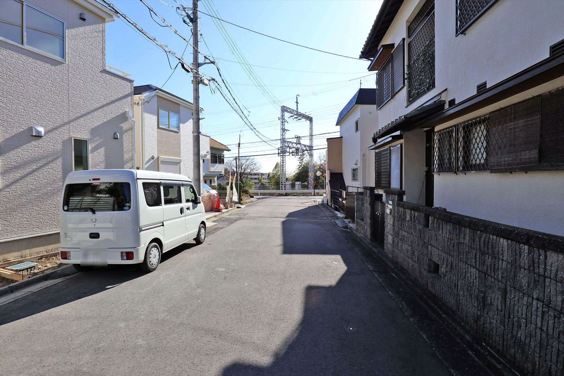 街の南側を、東西に阪急宝塚線の線路が走っています。
