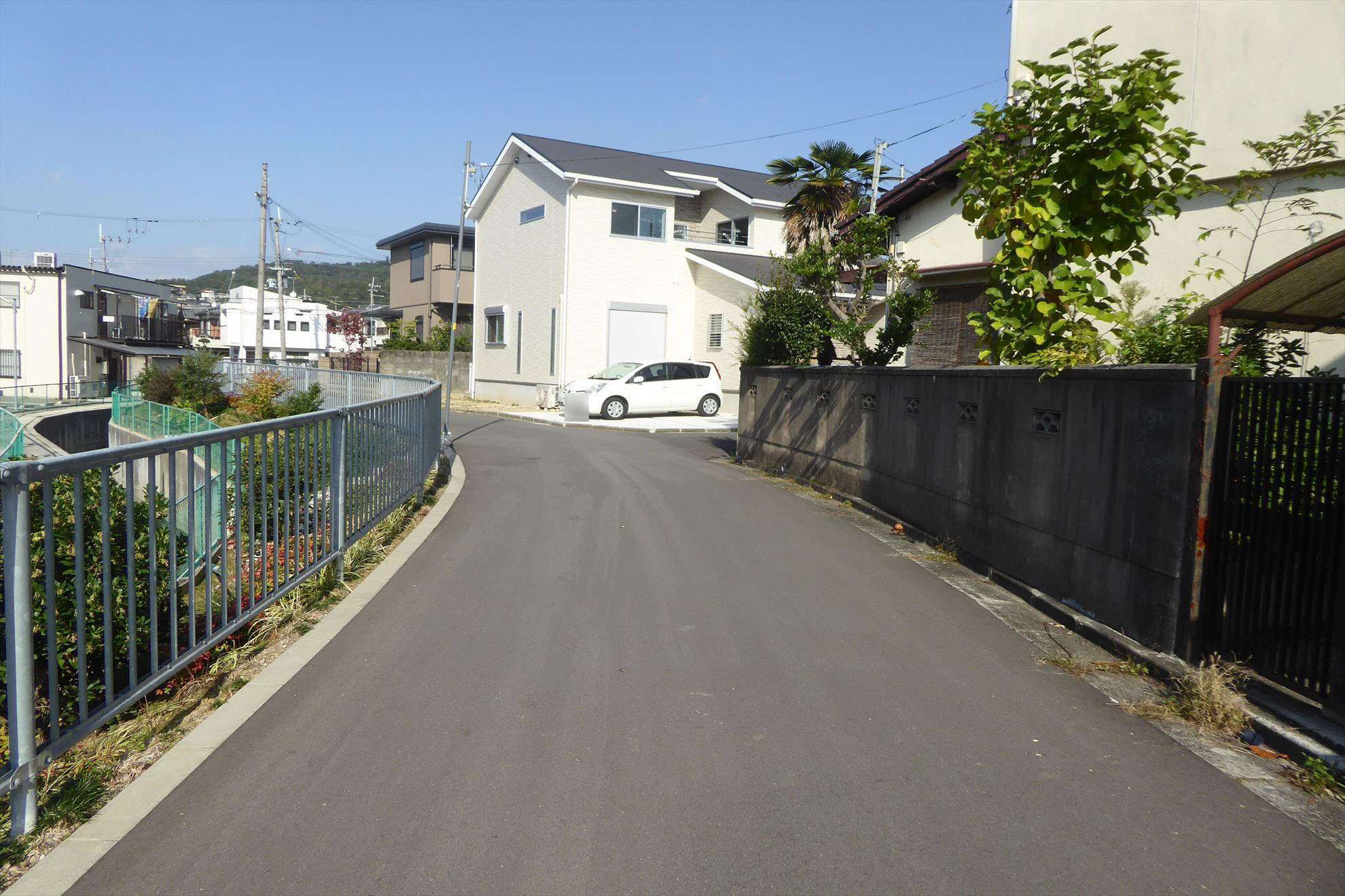 自然を身近に感じる住環境。