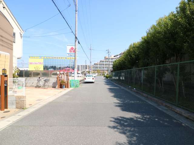 区画が整っており、地勢は平坦です。