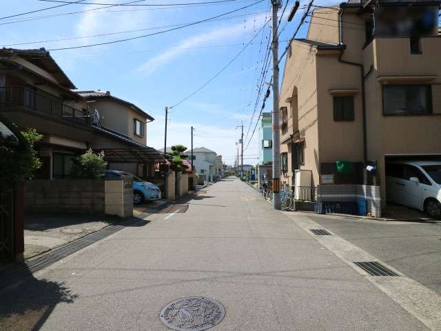 地勢は平坦で、自転車での移動もスムーズです。