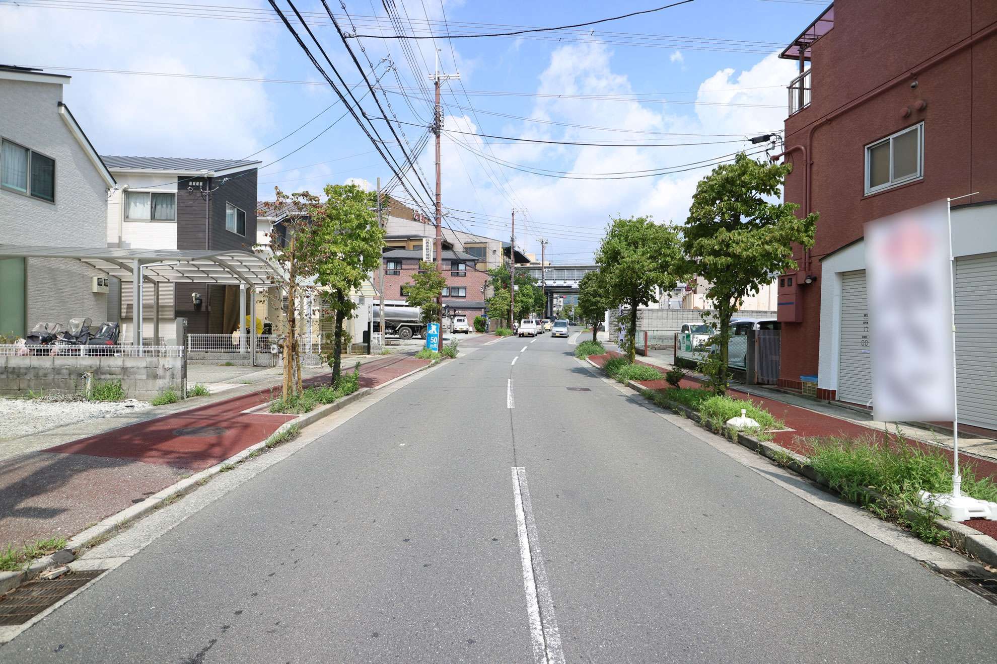 地勢は平坦で、区画が整っておりすっきりした印象です。