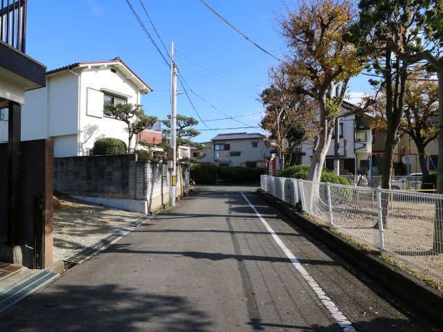 地勢は平坦で、自転車の移動もらくです。