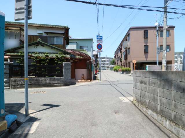 地勢は平坦で、自転車移動もらくです。