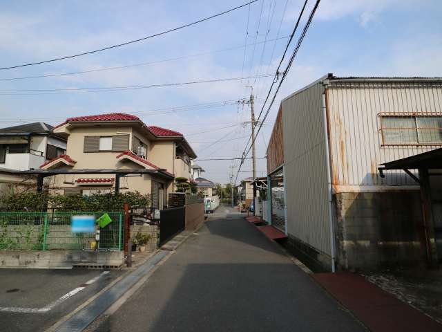 区画が整った街路。