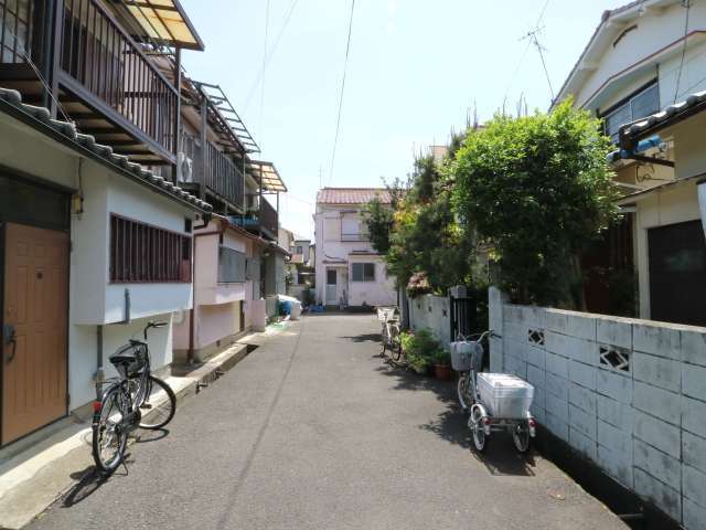 昔ながらの雰囲気の残る住宅地。