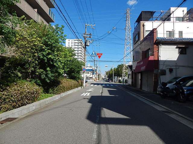 地勢は平坦です。