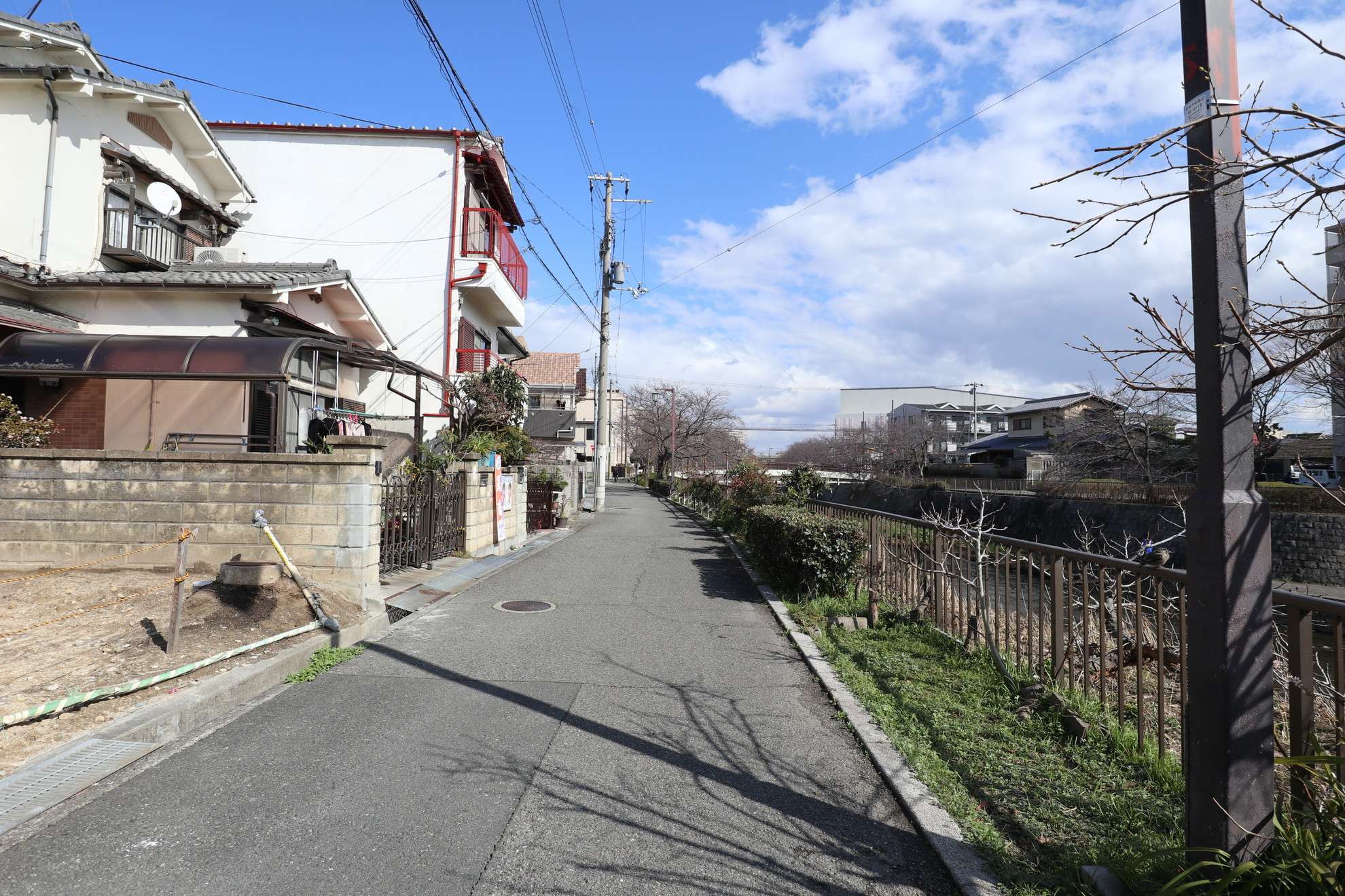 町の西側には『庄下川』が流れています。