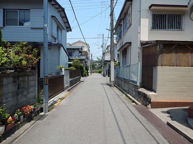 区画の整ったエリア。地勢は平坦です。