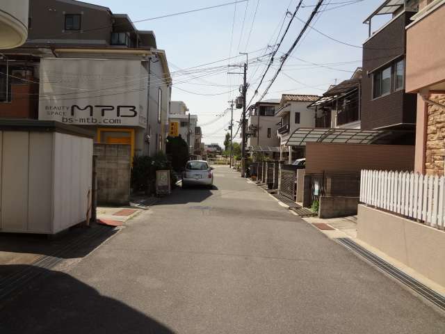 地勢は平坦。