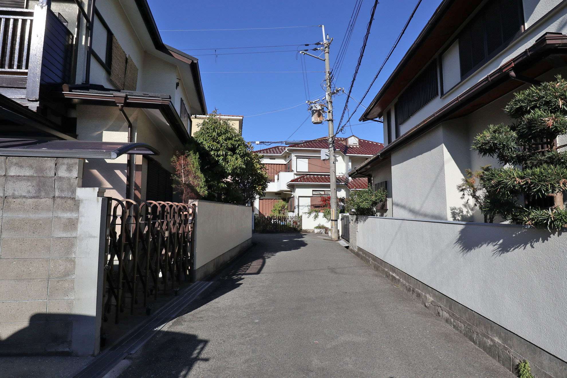 区画が整っており、地勢は平坦です。