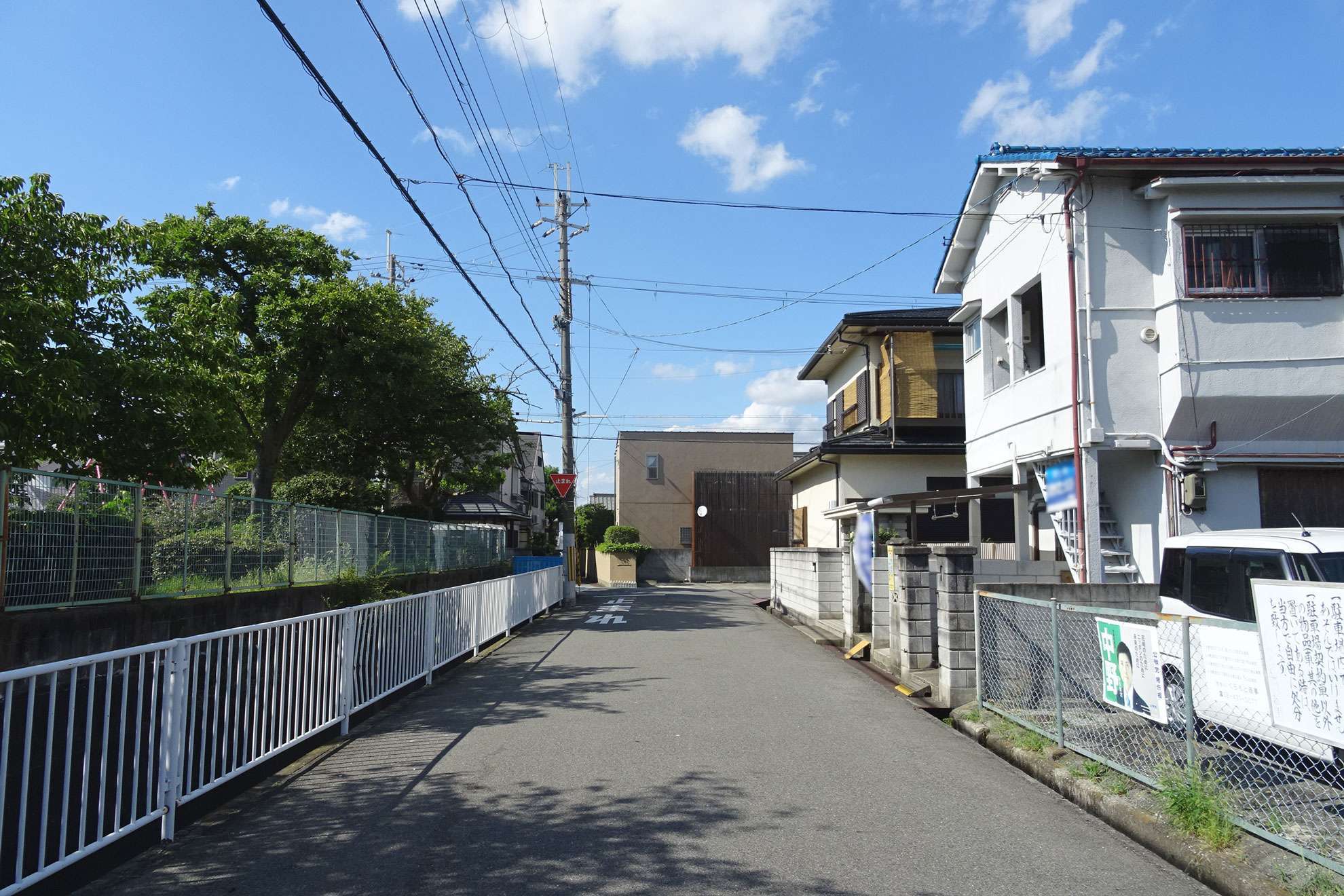 地勢は平坦で、自転車での移動が楽です。