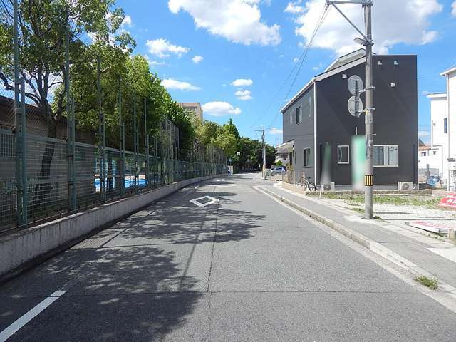 教育施設の他に、買物施設、公共施設、医療施設など各種生活施設が近い距離に揃った暮らしやすい立地です。