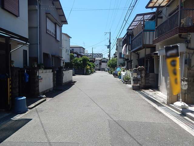 道幅は狭く入り組んだところが多いですが、地勢は平坦です。