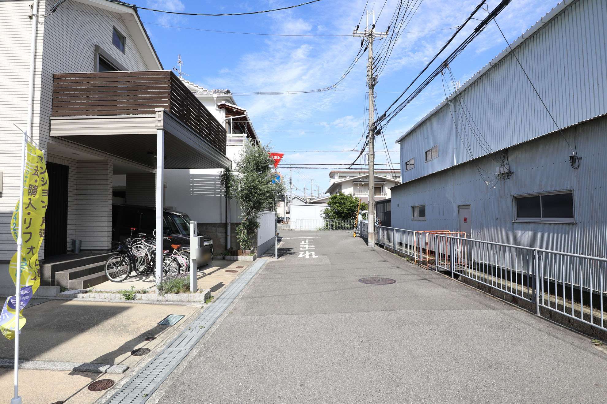 地勢も平坦なため、阪急神戸線「武庫之荘」駅まで自転車でアクセスする人もいます。