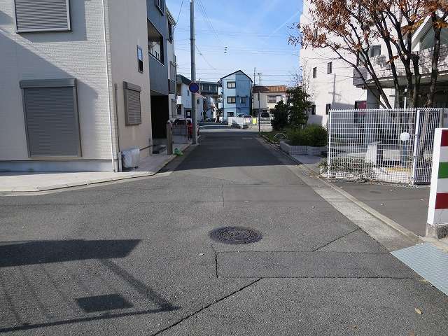 地勢は平坦で、自転車で移動する人もよく見かけます。