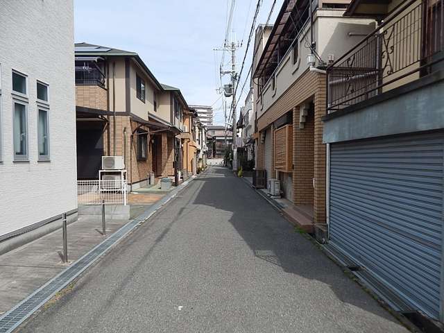 町の北側エリアには戸建が立ち並んでいます。