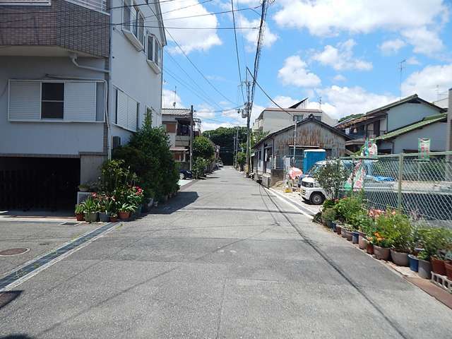 一部入り組んだ場所もありますが、地勢は平坦で自転車での移動もスムーズです。