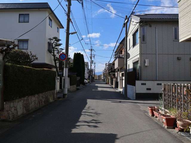 比較的区画が整った街並みです。