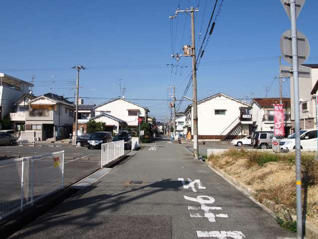区画がほぼ整っており、静かな住宅環境が魅力。