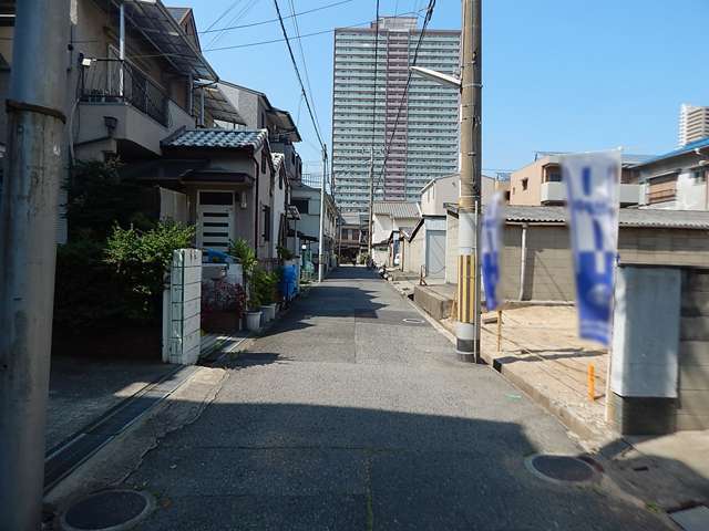 比較的区画の整った街並み。