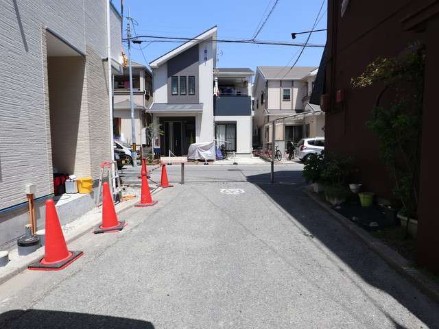 比較的新しい戸建てが立ち並んでいるエリアです。