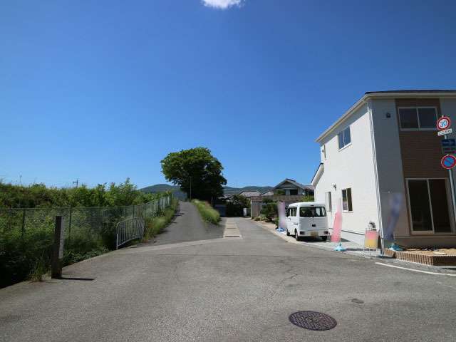 地勢は平坦で、自転車での移動もスムーズです。