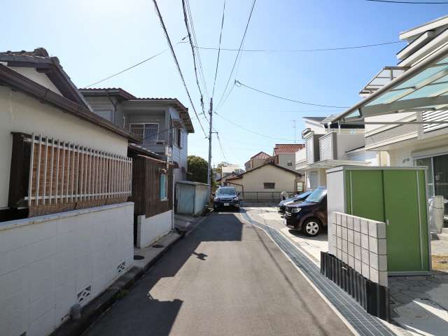 地勢は平坦で、自転車での移動もスムーズです。