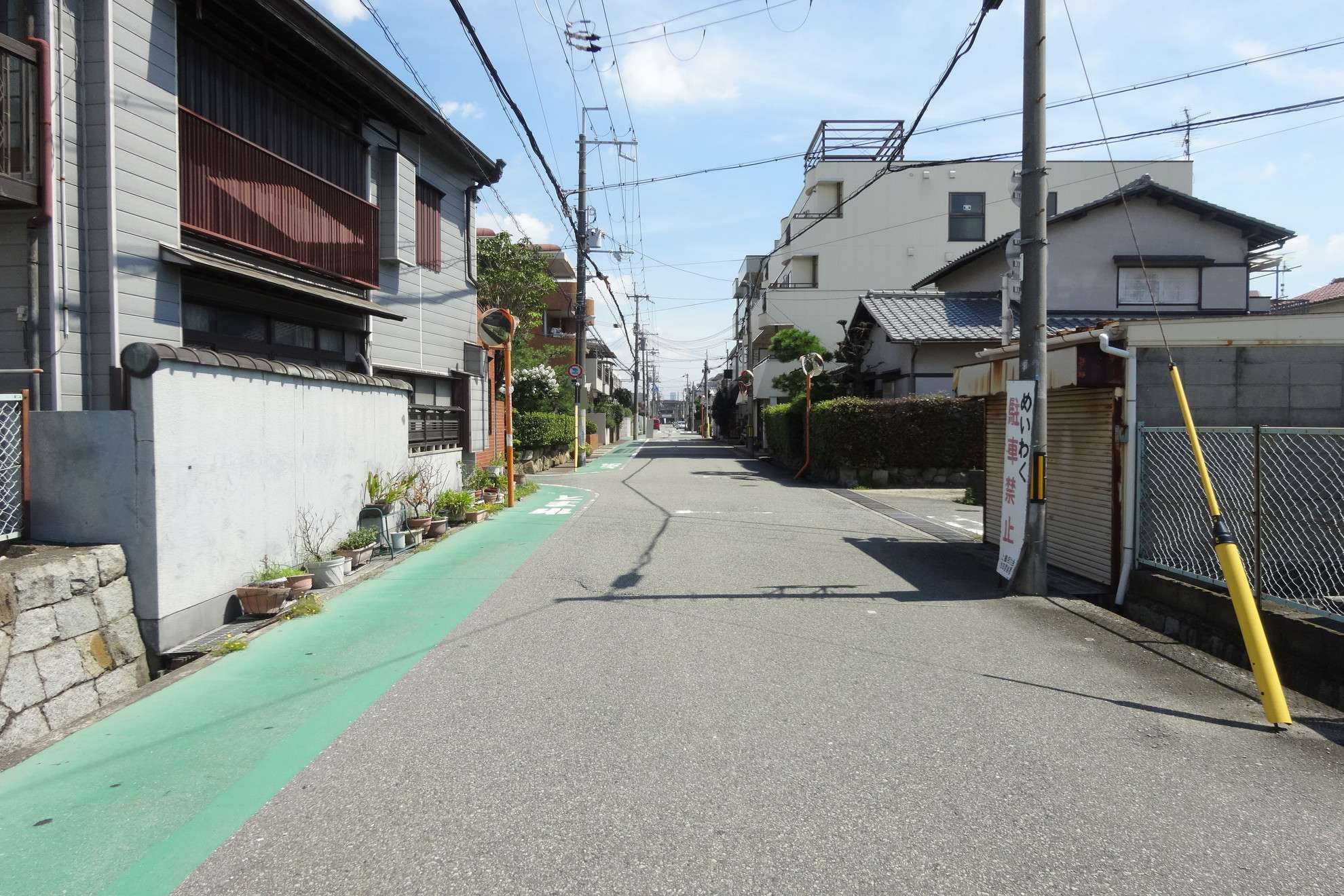 のどかな雰囲気の街並みです。