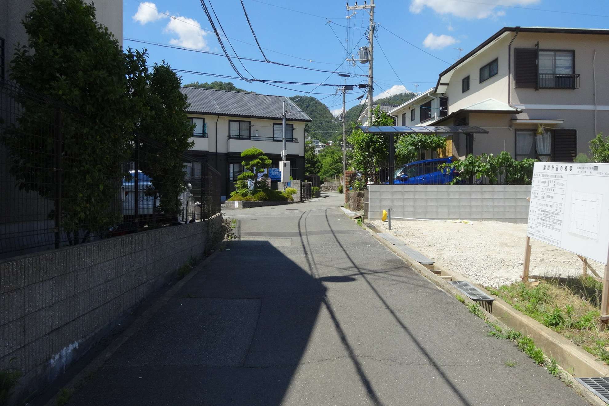 自然を身近に感じるのどかな雰囲気の街並みです。