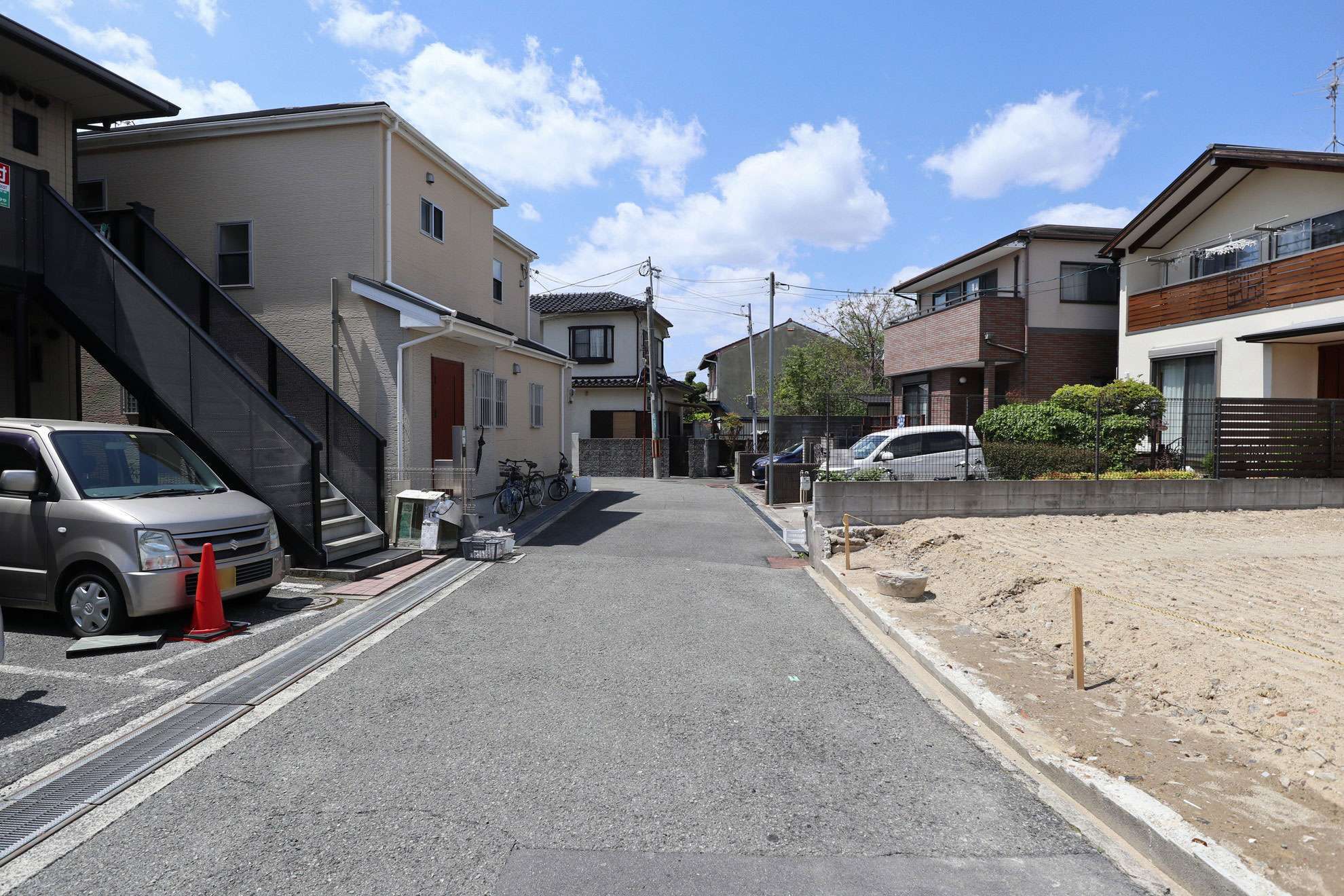 町の西側は入り組んだ街路になっています。