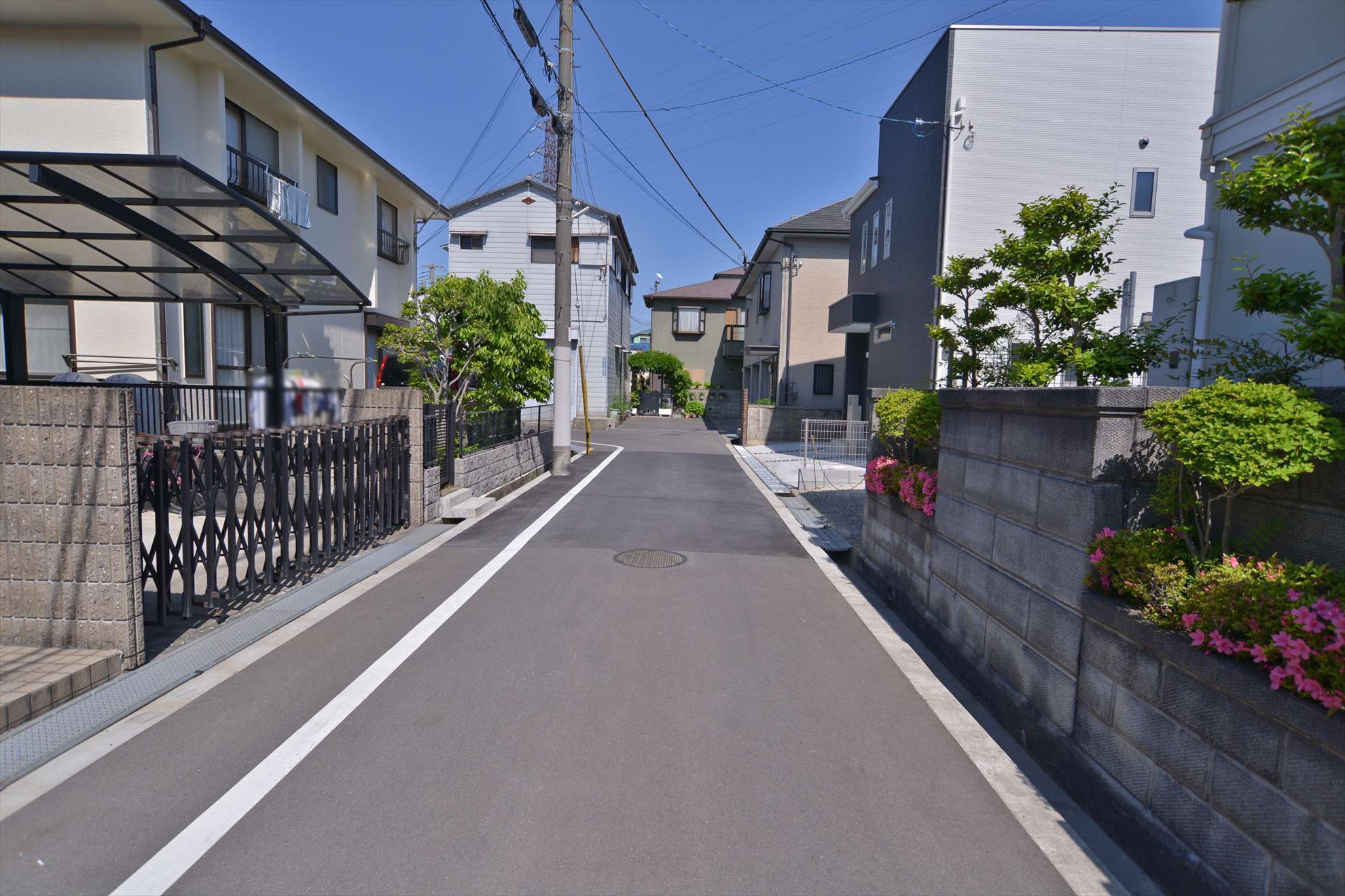 区画の整ったすっきりとした街並み。